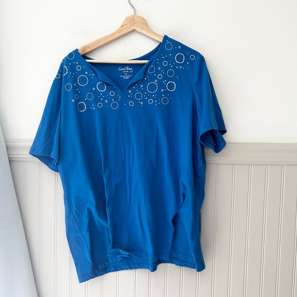 Coral Bay 1X Blue Embellished Rhinestone Short Sleeve Top